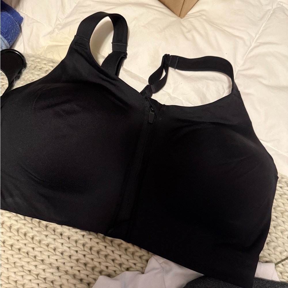 CALIA Black Sports Bra Seamless Design